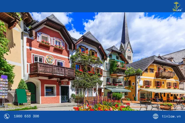Một góc khác của thị trấn Hallstatt của Áo - quốc gia thứ năm các nước thuế thu nhập cá nhân cao nhất thế giới