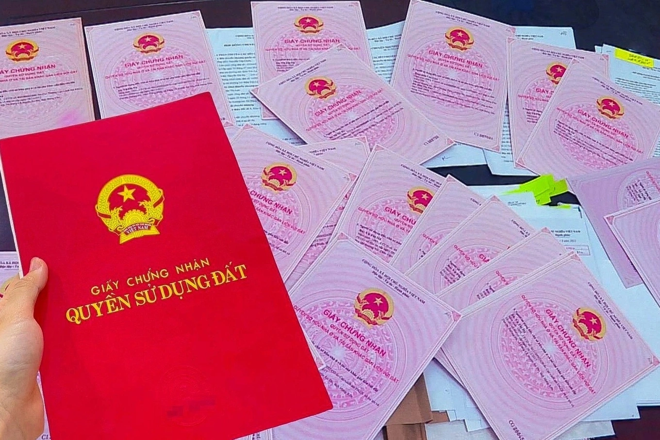 Dịch vụ làm sổ đỏ trọn gói nhanh, giá rẻ tại Hà Nội